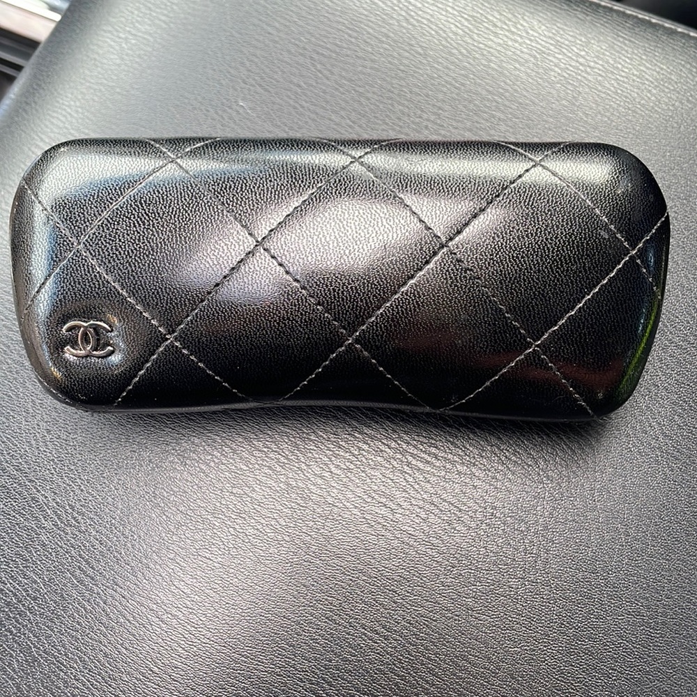 Chanel glasses holder